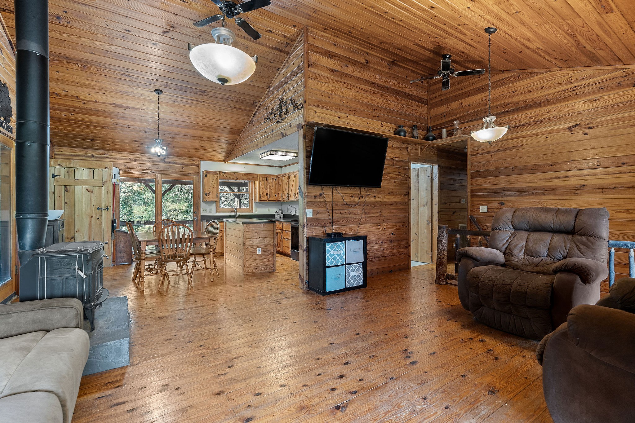 5245 Herrens Chapel Road Silver Point, TN 38582 - Photo 17 of 51 Gallery Image 17