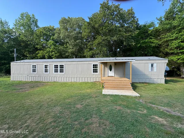 $160,000 | 44 Marshall Cove, Byhalia, MS 38611