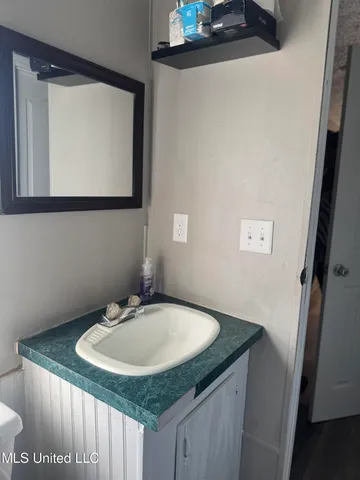 $160,000 | 44 Marshall Cove, Byhalia, MS 38611