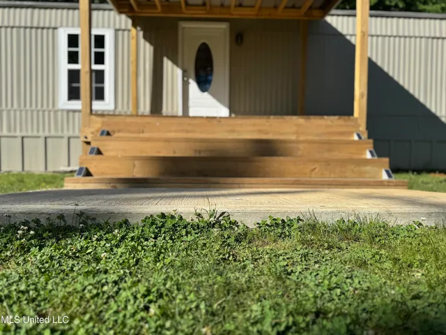 $160,000 | 44 Marshall Cove, Byhalia, MS 38611