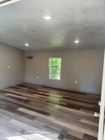 $160,000 | 44 Marshall Cove, Byhalia, MS 38611