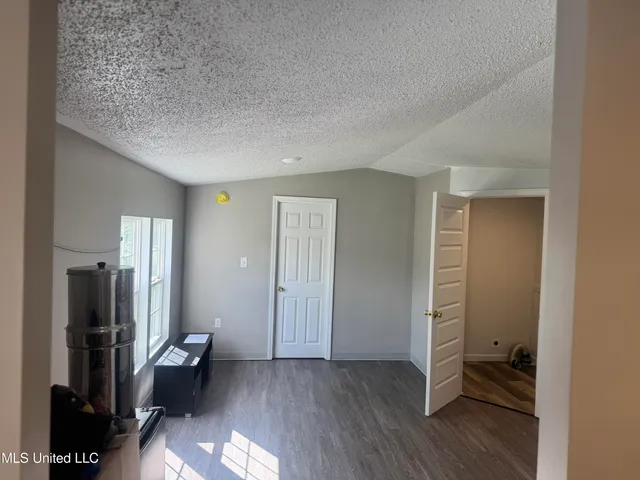 $160,000 | 44 Marshall Cove, Byhalia, MS 38611