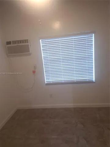 $1,500 | 17 Northeast 2nd Road, Unit B, Homestead, FL 33030