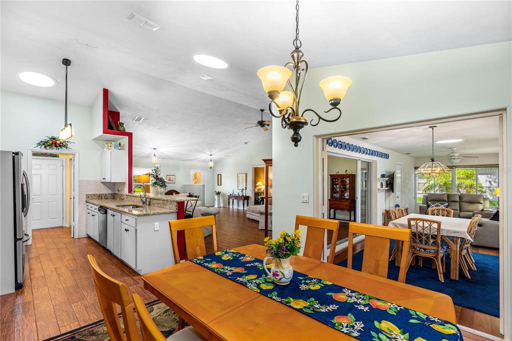 993 Appleview Way Port Orange, FL 32127 - Photo 13 of 46 a view of a dining room and livingroom