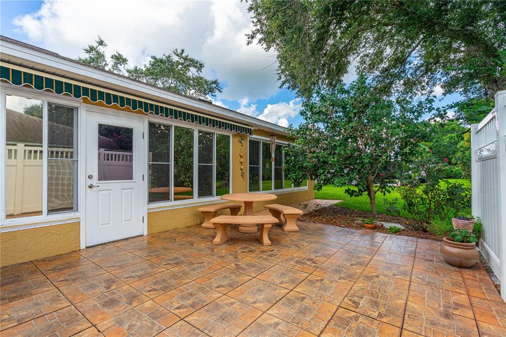 993 Appleview Way Port Orange, FL 32127 - Photo 32 of 46 a view of a house with backyard and sitting area