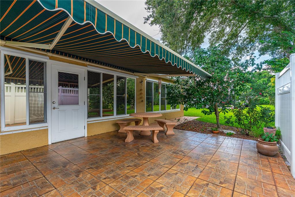 993 Appleview Way Port Orange, FL 32127 - Photo 33 of 46 a view of a house with backyard and sitting area