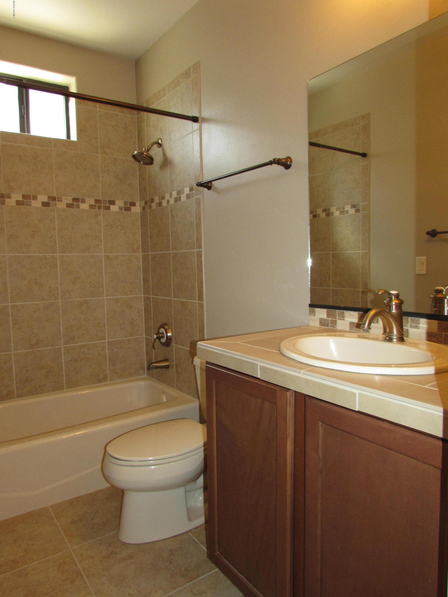 2018 East River Road, Unit 103 Tucson, AZ 85718 - Photo 10 of 12