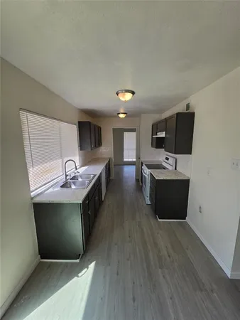 $2,050 | 9804 Sophora Circle, Dallas, TX 75249