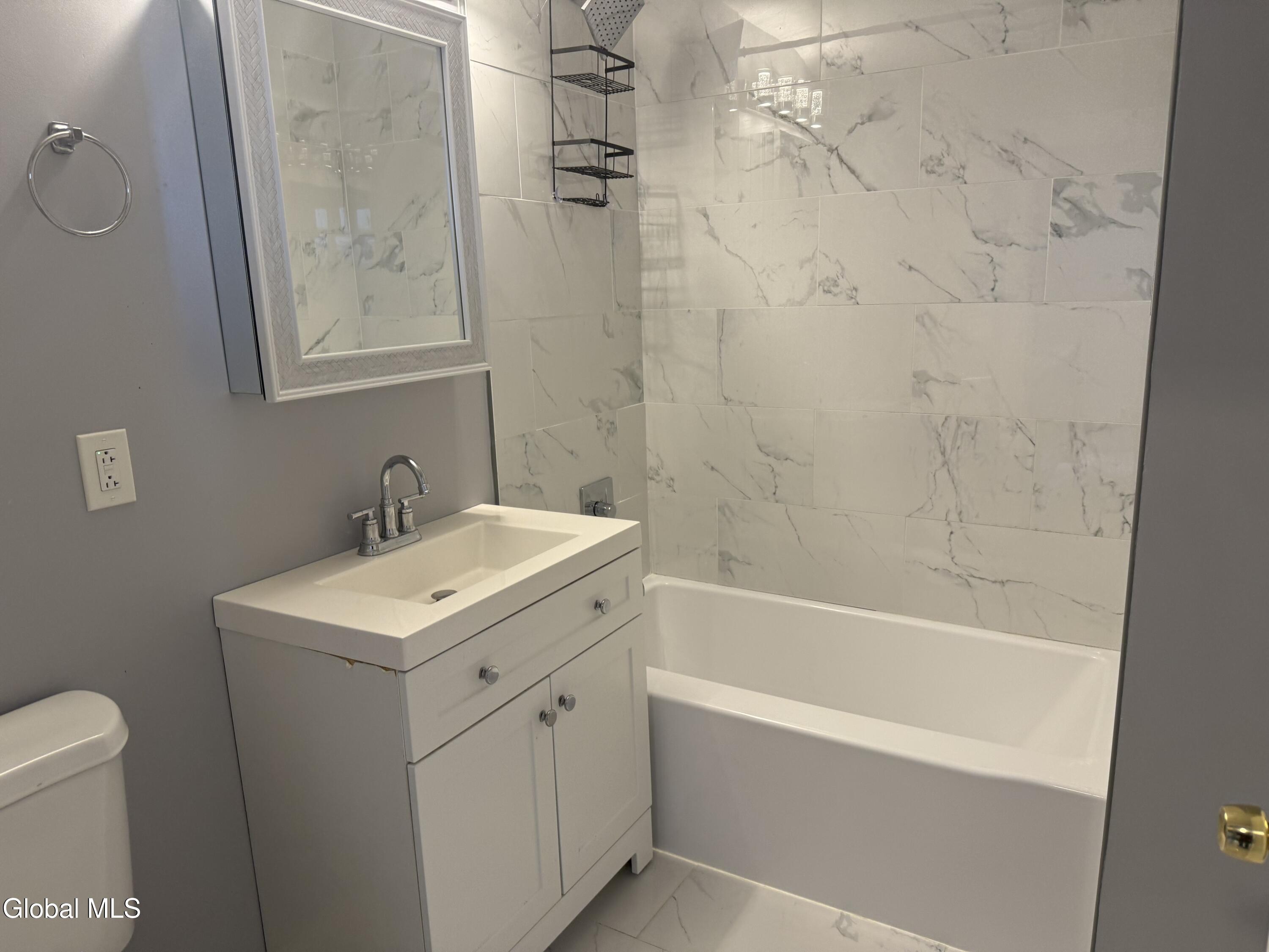 5 Broadway, Unit 410 Troy, NY 12180 - Photo 13 of 29 IMG_8599