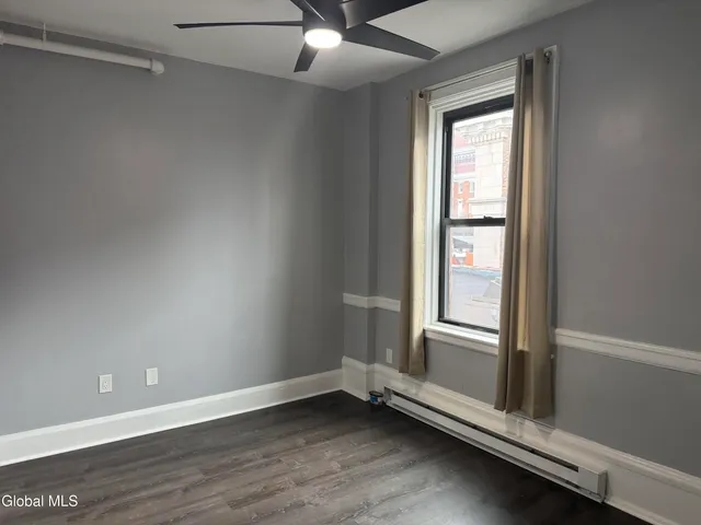 $1,400 | 5 Broadway, Unit 410, Troy, NY 12180