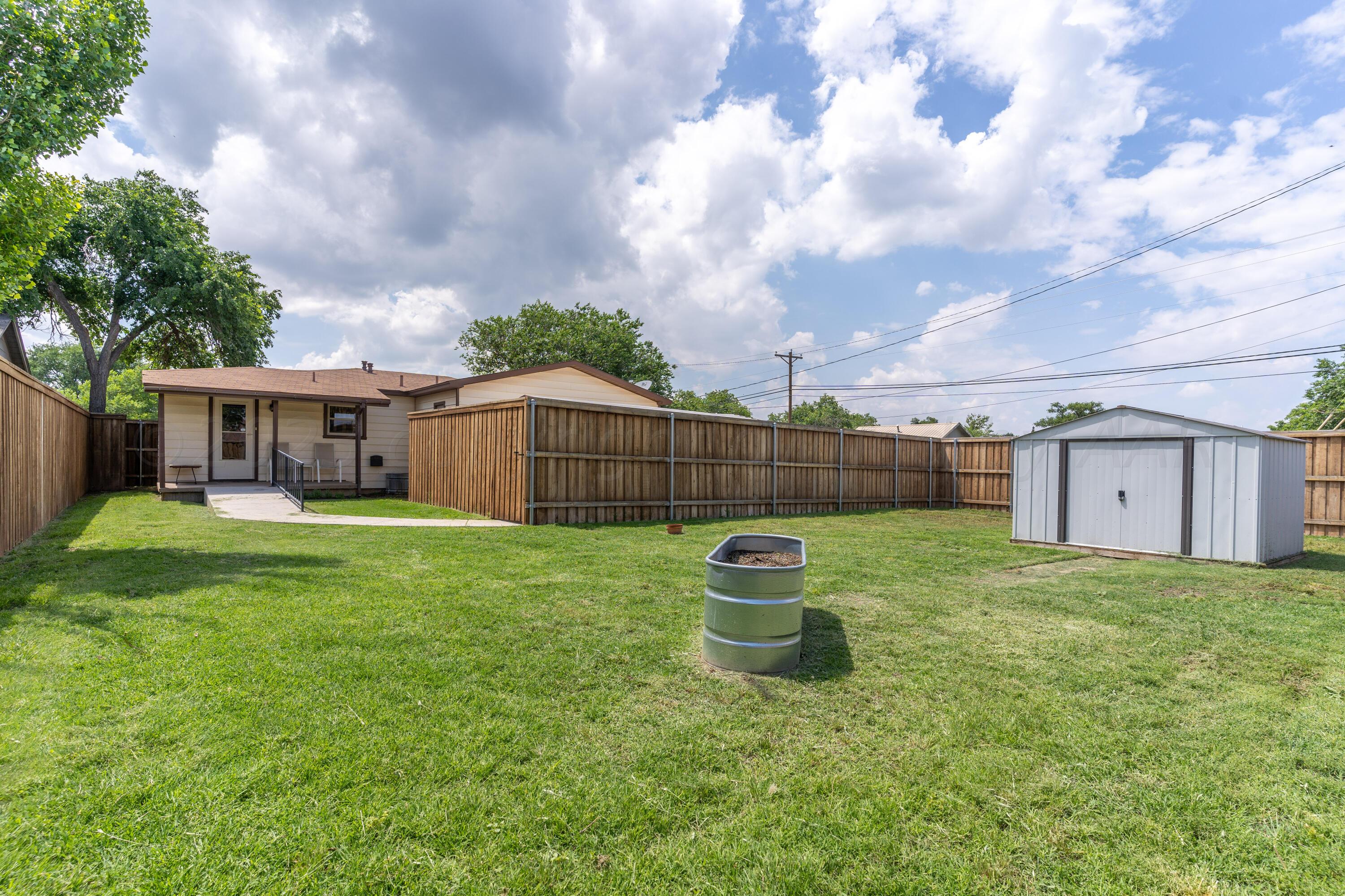 710 North Roberts Street Amarillo, TX 79107 - Photo 12 of 13 Backyard Roberts