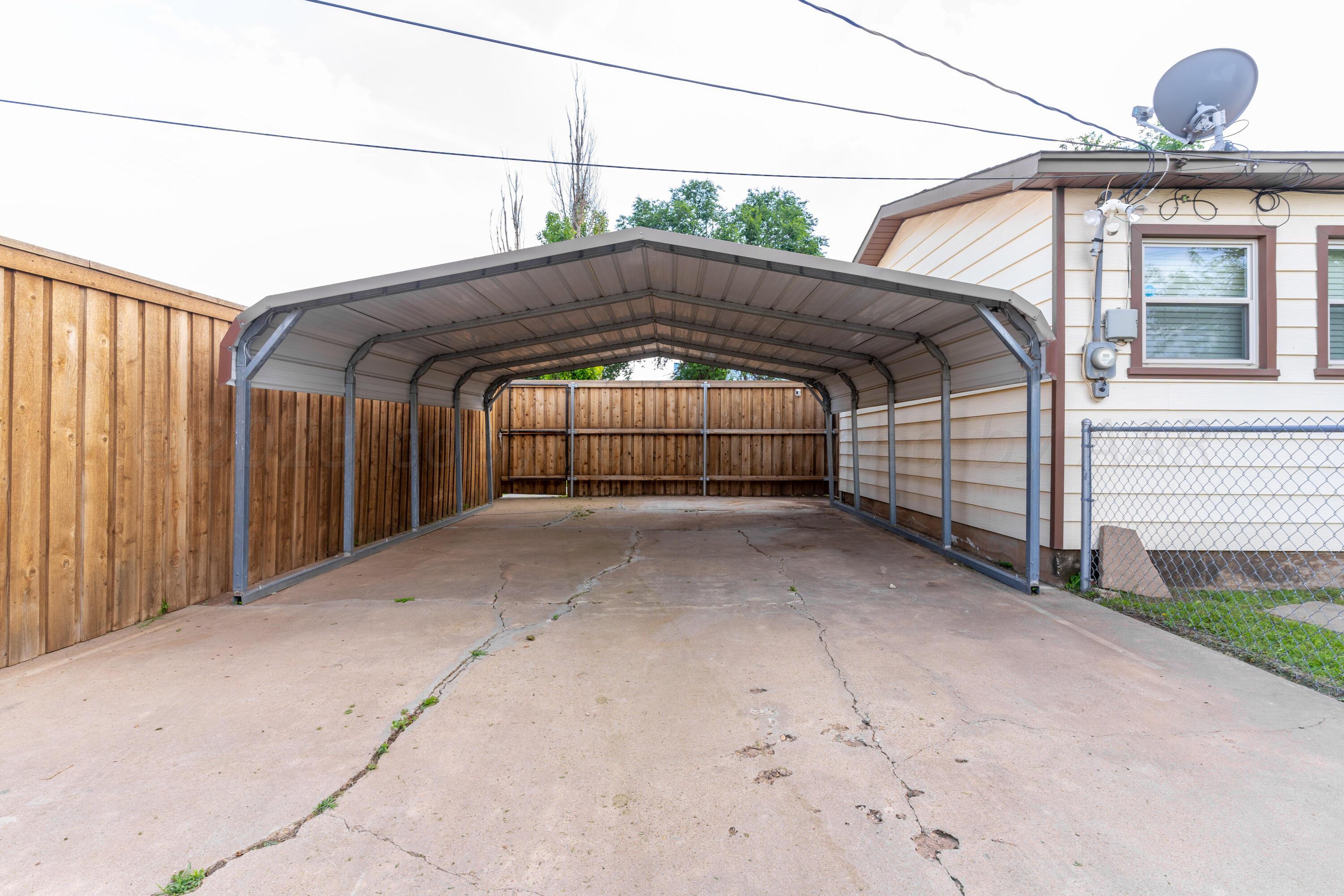 710 North Roberts Street Amarillo, TX 79107 - Photo 13 of 13 Carport Roberts