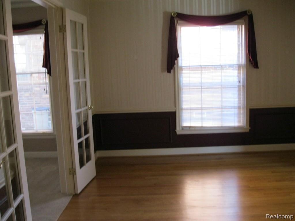 320 Merriweather Road Grosse Pointe, MI 48236 - Photo 4 of 11 Dining Room