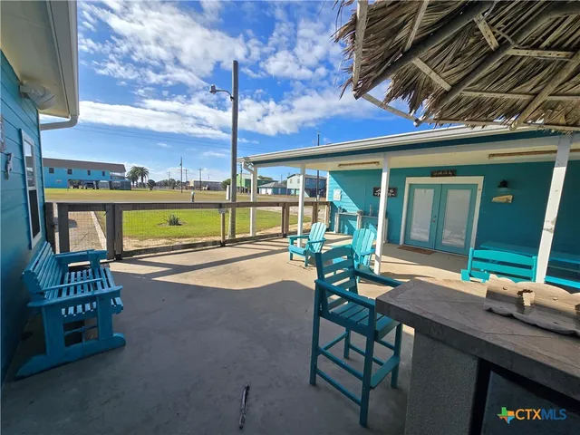 $239,000 | 8 Mesquite Street, Palacios, TX 77465