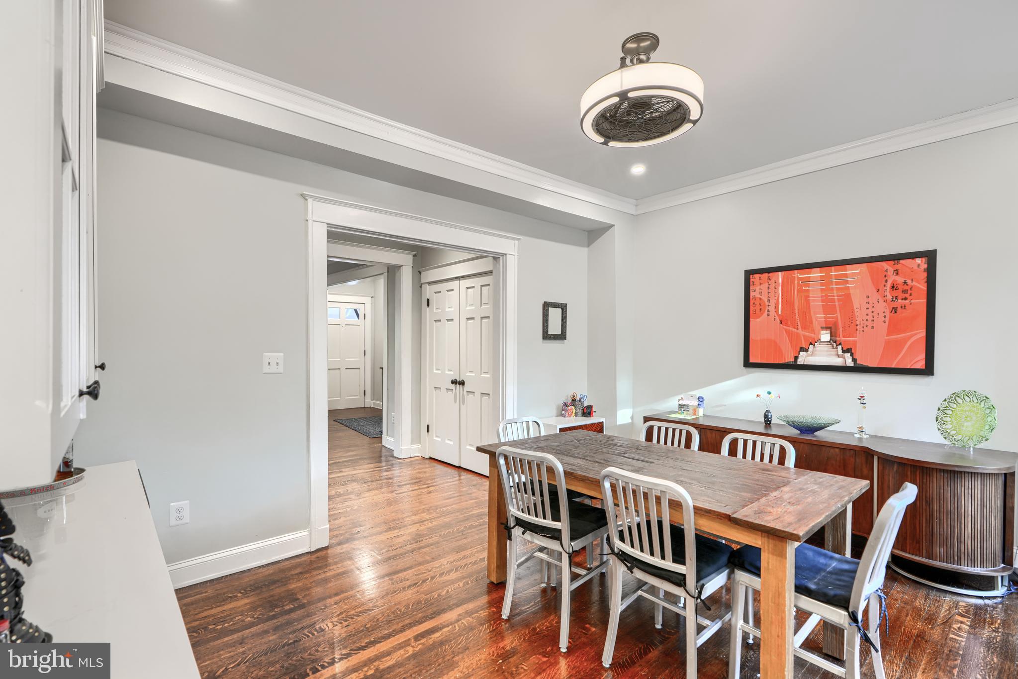 4416 Roland Avenue Baltimore, MD 21210 - Photo 10 of 60