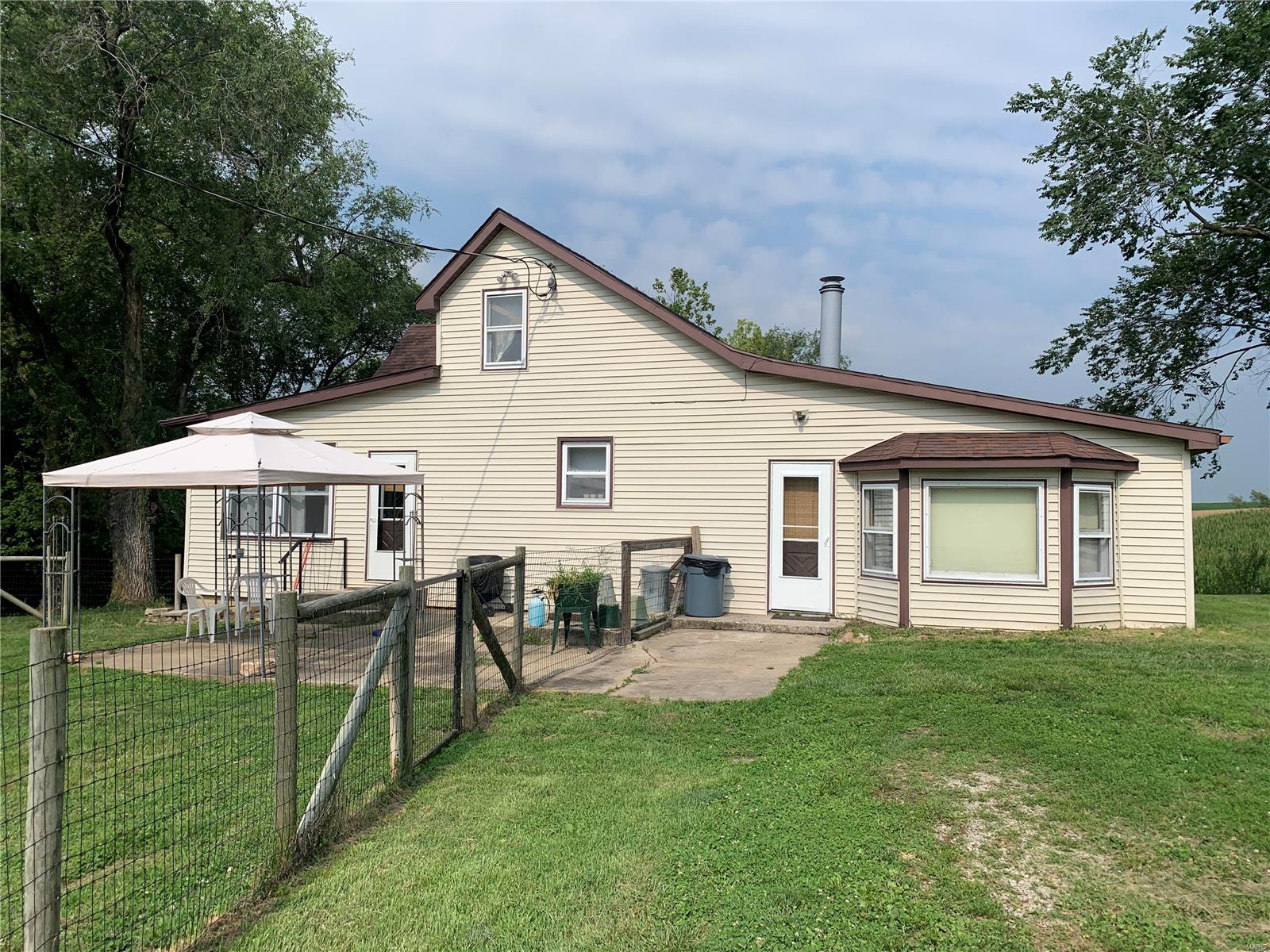4575 Fischer Road Fults, IL 62244 - Photo 1 of 37