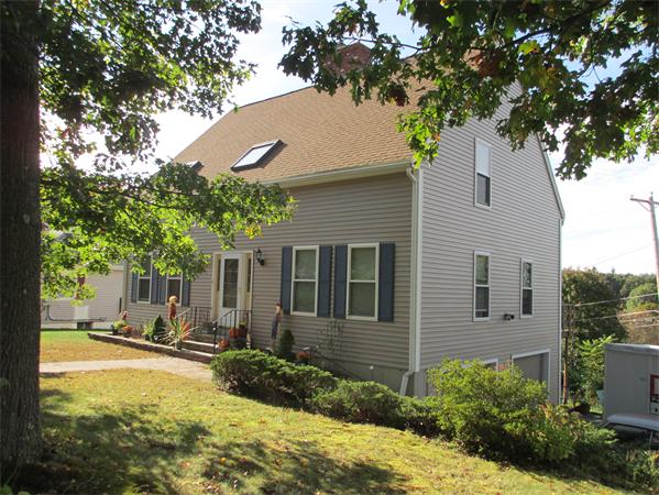 90 Hood Road Tewksbury, MA 01876 - Photo 2 of 17 Gallery Image 2