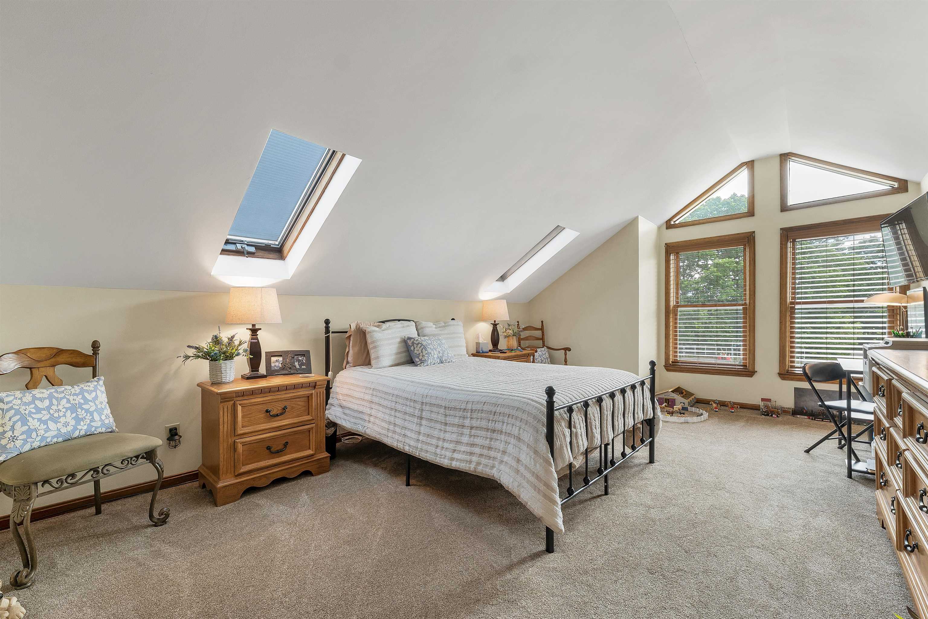 307 East Ricker Road Loudon, NH 03307 - Photo 26 of 59