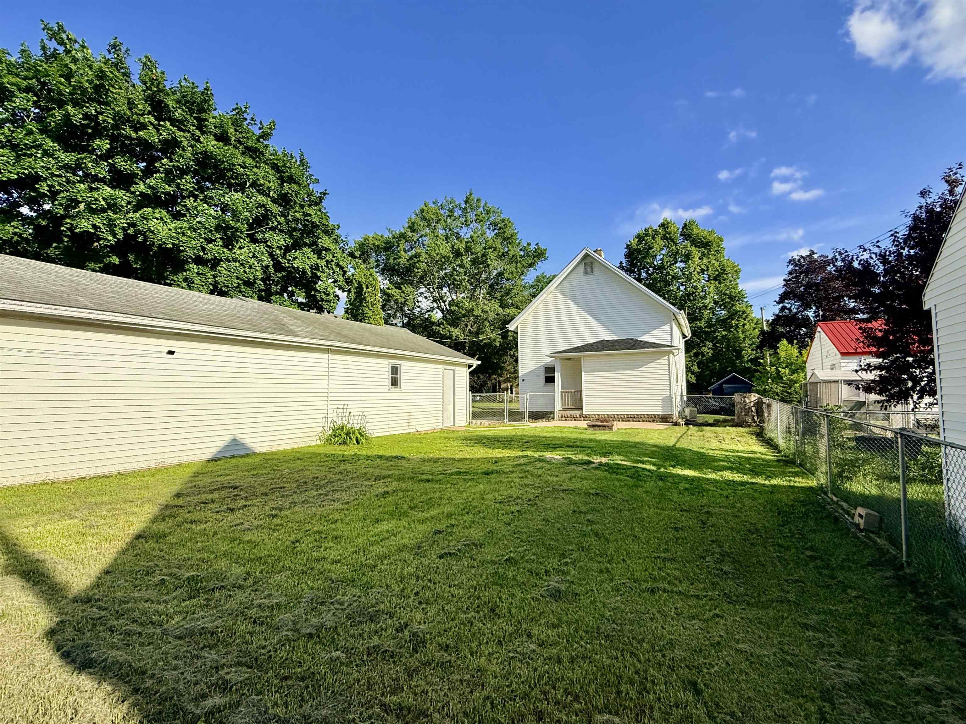 1409 Middle Street Beloit, WI 53511 - Photo 22 of 31