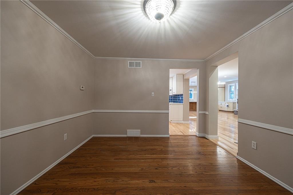 109 White Gate Road Pittsburgh, PA 15238 - Photo 3 of 49 Gallery Image 3