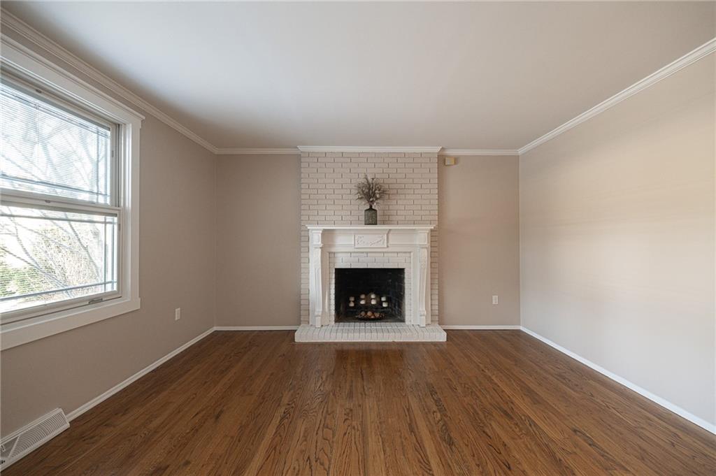 109 White Gate Road Pittsburgh, PA 15238 - Photo 4 of 49 Gallery Image 4