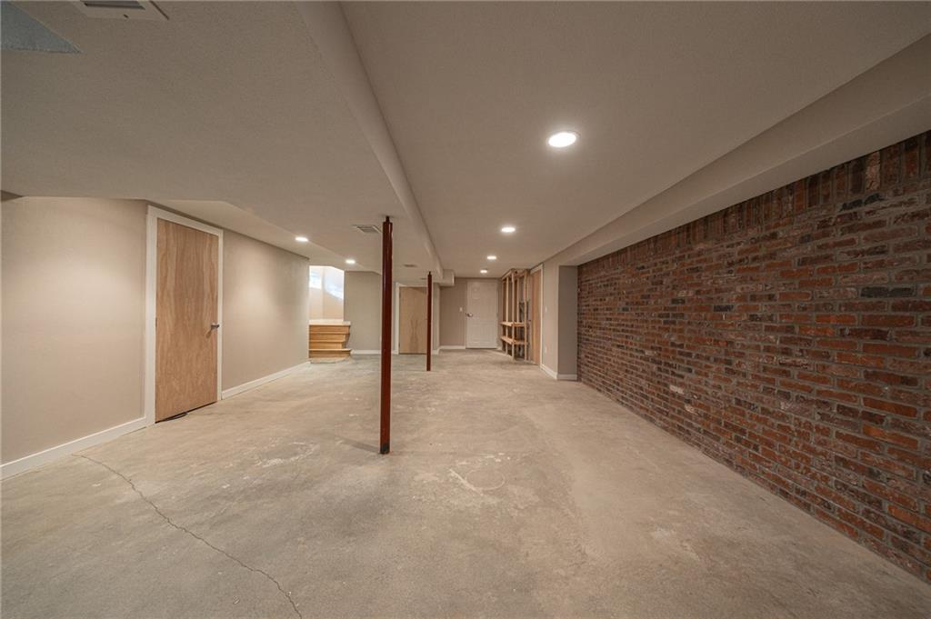 109 White Gate Road Pittsburgh, PA 15238 - Photo 43 of 49 Gallery Image 43