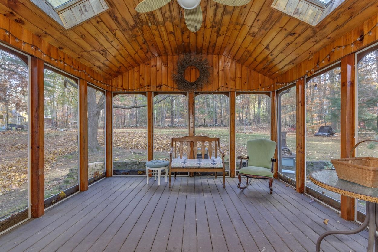 9 Northfield Road Amherst, NH 03031 - Photo 12 of 50