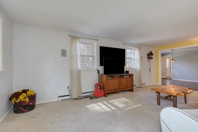 $599,900 | 9 Northfield Road, Amherst, NH 03031