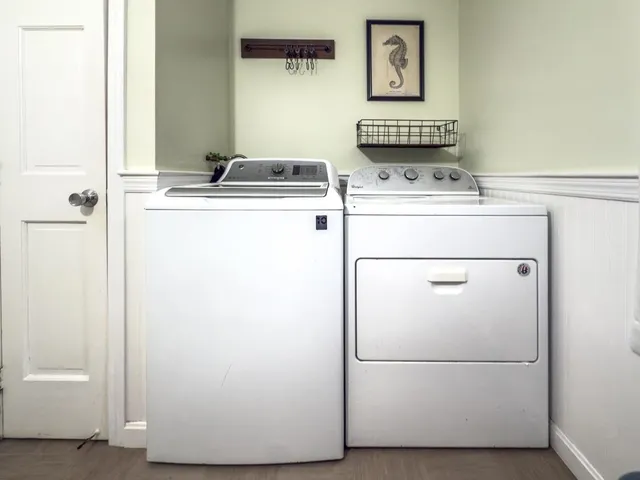 $575,000 | 9 Northfield Road, Amherst, NH 03031