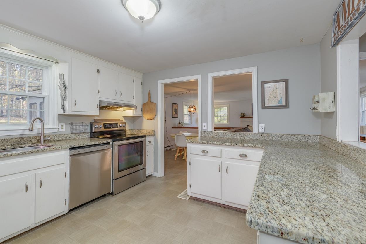 9 Northfield Road Amherst, NH 03031 - Photo 8 of 50