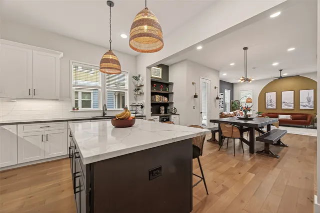 $3,900 | 1113 West 15th 1/2 Street, Unit A, Houston, TX 77008