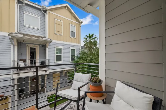 $3,900 | 1113 West 15th 1/2 Street, Unit A, Houston, TX 77008