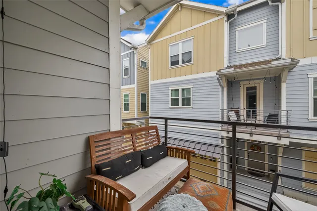 $3,900 | 1113 West 15th 1/2 Street, Unit A, Houston, TX 77008