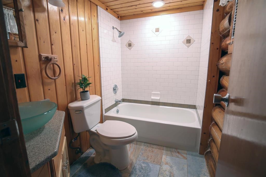 1866 Deerhaven Road Alger, MI 48610 - Photo 24 of 43