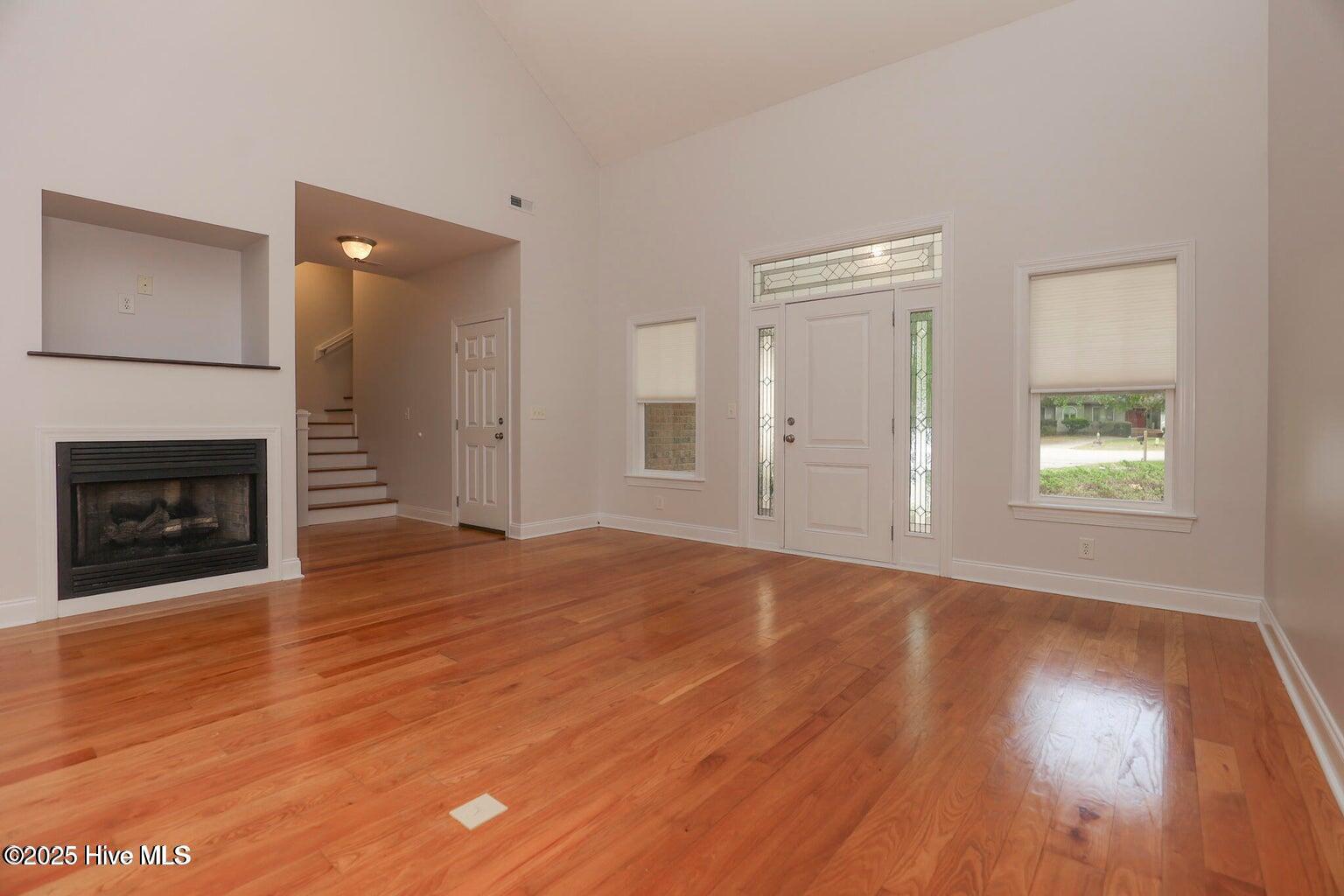 107 Ridge Road Hampstead, NC 28443 - Photo 2 of 23 20250915134252864047000000-o