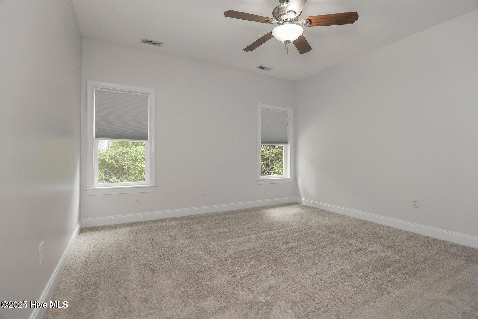 107 Ridge Road Hampstead, NC 28443 - Photo 7 of 23 20250915134249636446000000-o