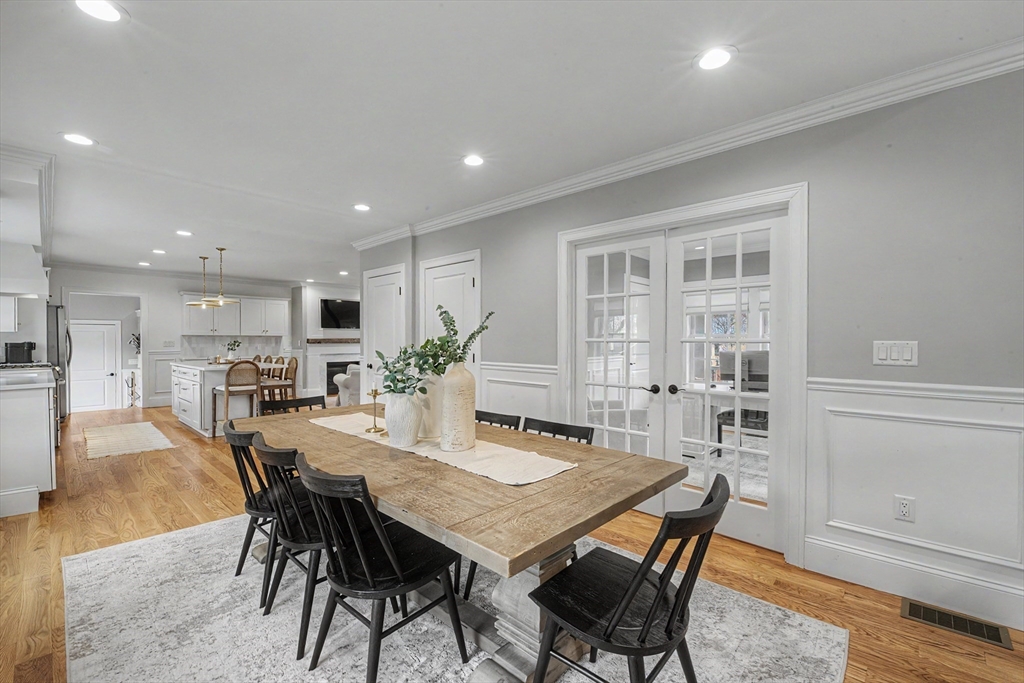 16 Forest Road Westwood, MA 02090 - Photo 11 of 40 Gallery Image 11