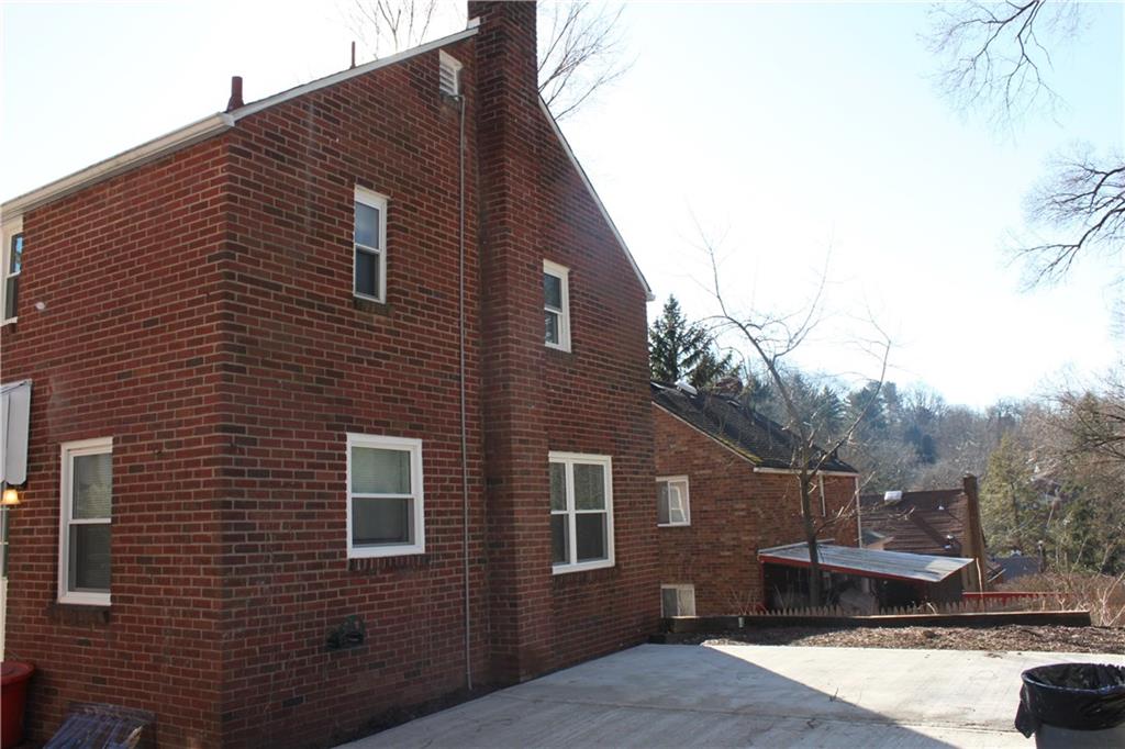 3025 Laketon Road Pittsburgh, PA 15235 - Photo 10 of 12 Gallery Image 10