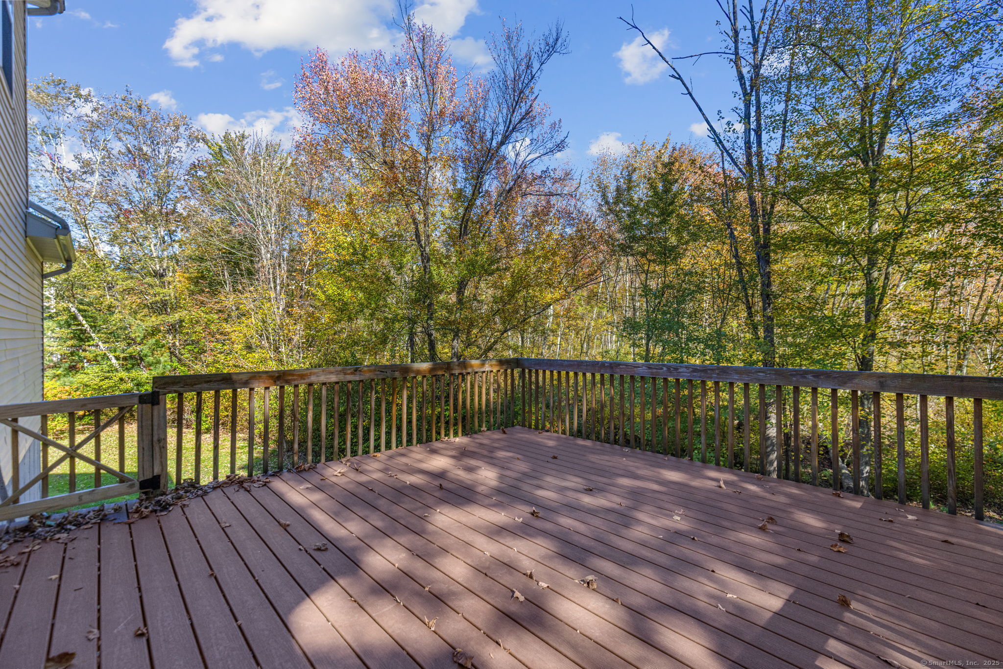 943 Mt Vernon Road Southington, CT 06489 - Photo 2 of 39