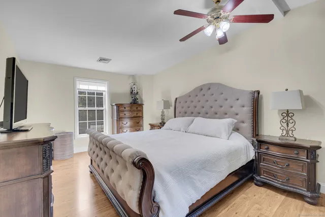 $475,000 | 943 Mt Vernon Road, Southington, CT 06489