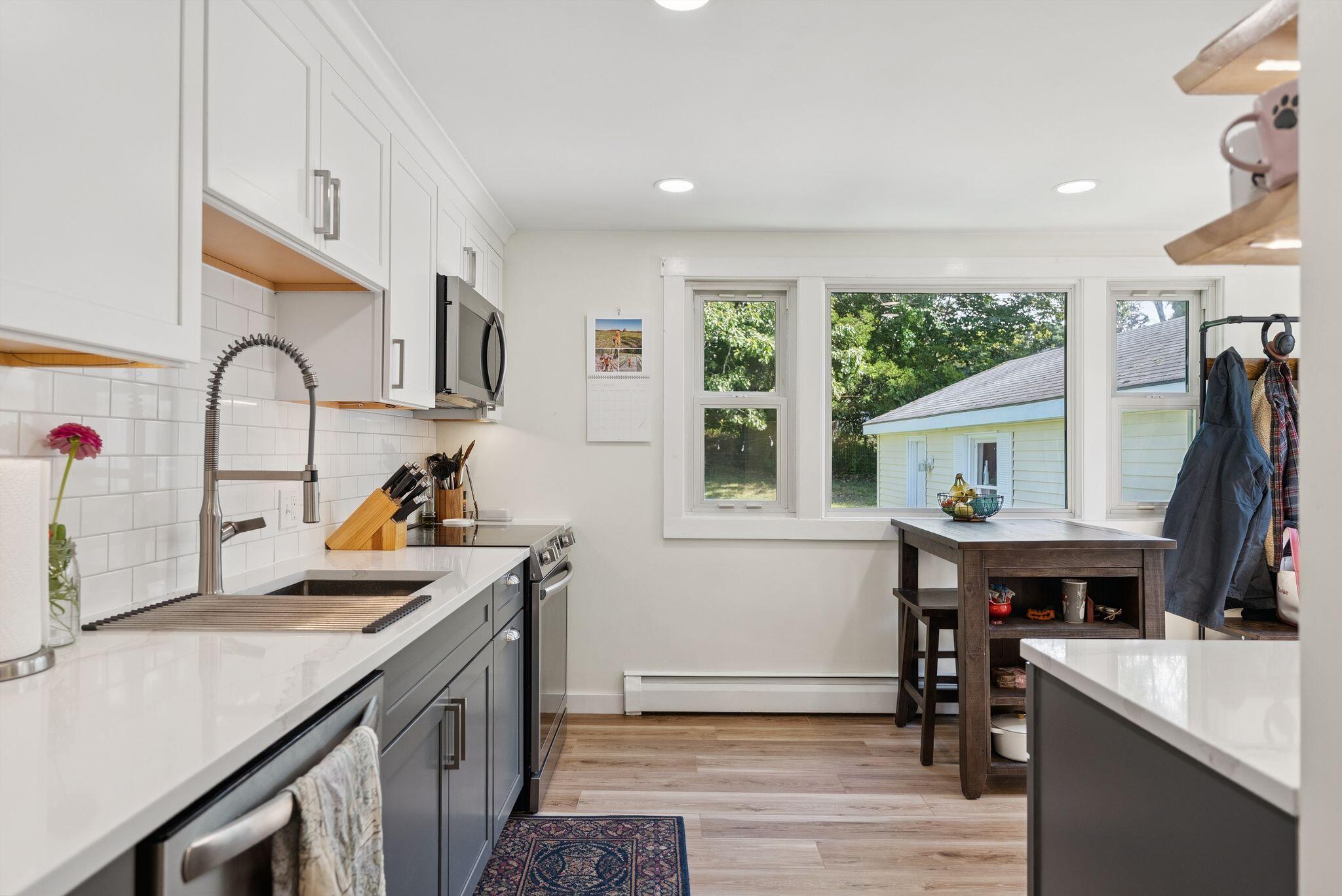 91 Coach Road South Portland, ME 04106 - Photo 10 of 20 15_DSC02098