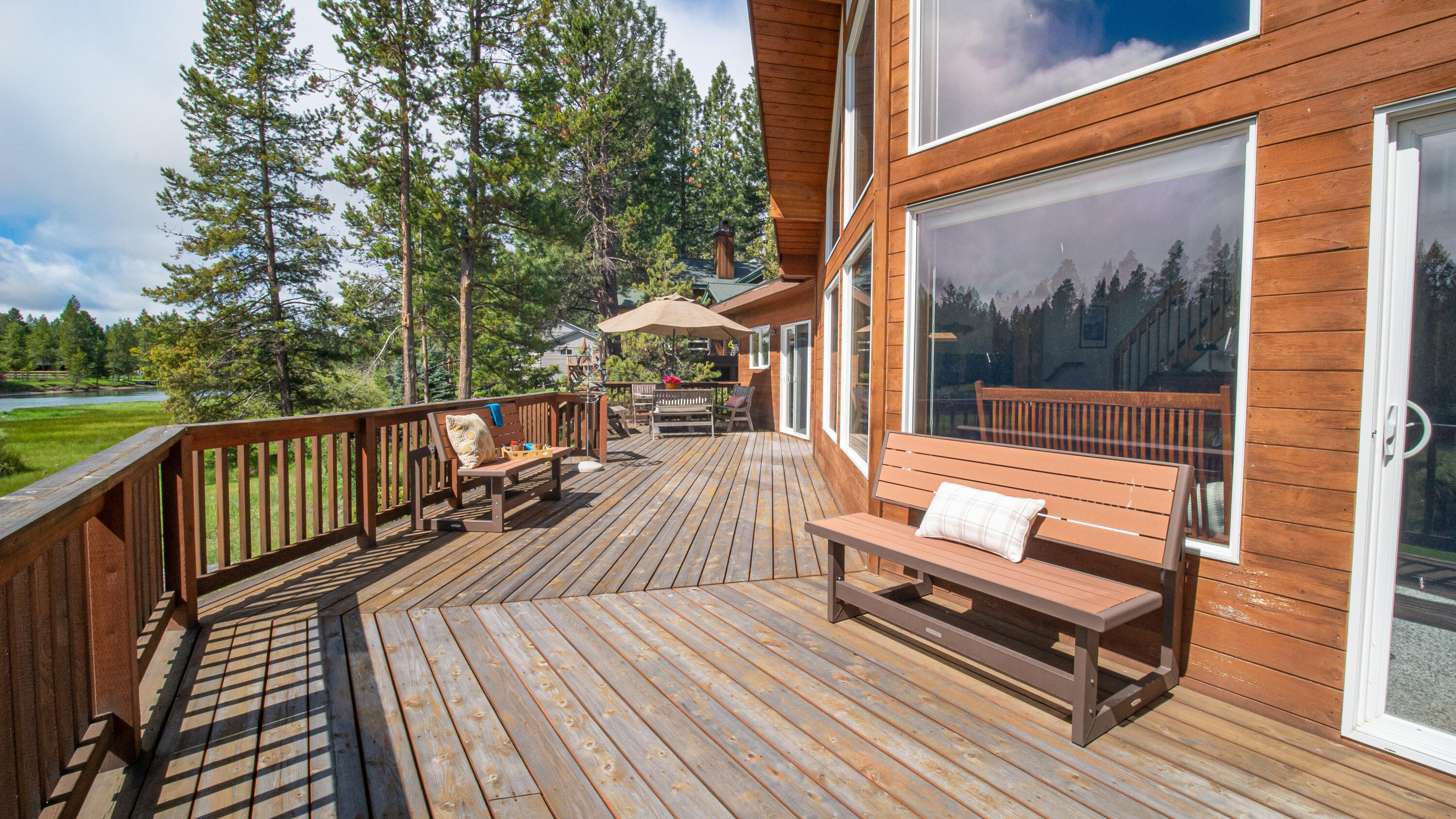 17079 Upland Road Bend, OR 97707 - Photo 25 of 32 Large Deck on the River Side