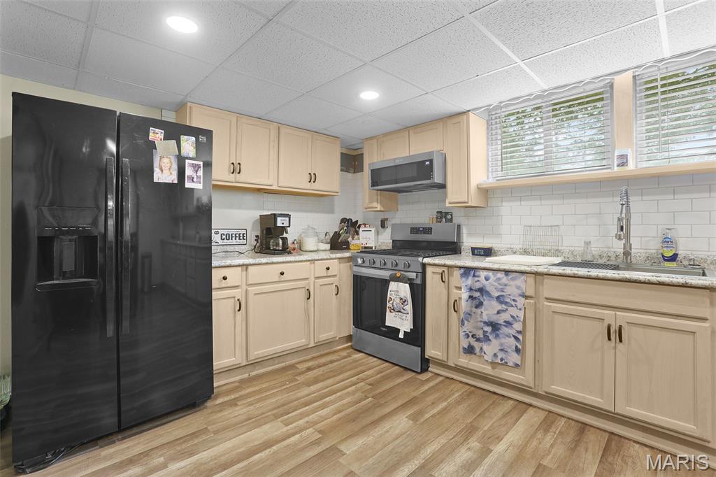800 Spring Street Gillespie, IL 62033 - Photo 11 of 40 Gallery Image 11
