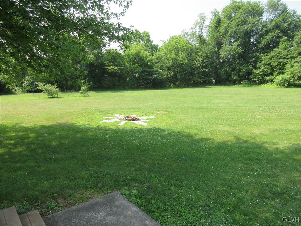1501 Seifert Road Nazareth, PA 18064 - Photo 9 of 29
