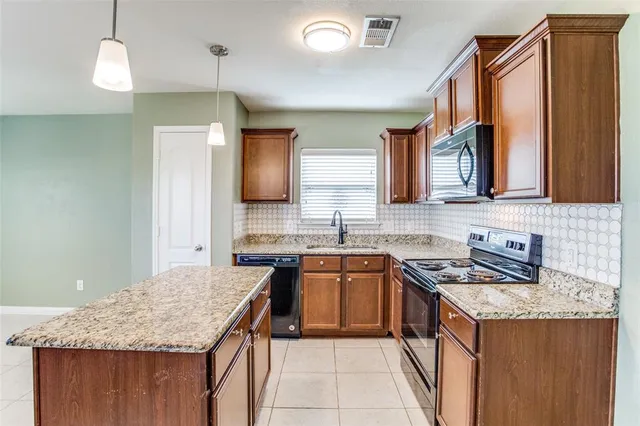 $1,799 | 1404 Shumard Drive, Princeton, TX 75407