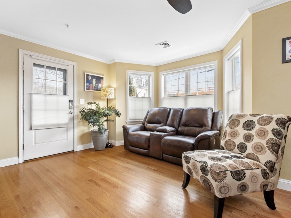 32 Common Street, Unit 2 Waltham, MA 02451 - Photo 13 of 37