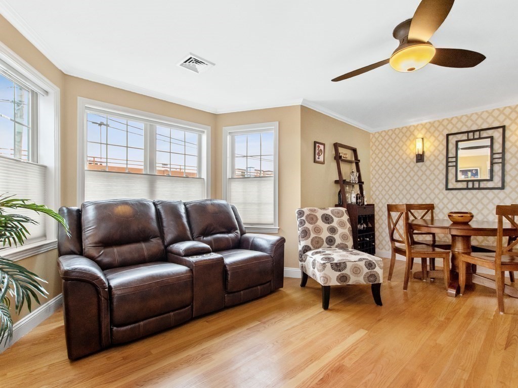 32 Common Street, Unit 2 Waltham, MA 02451 - Photo 15 of 37