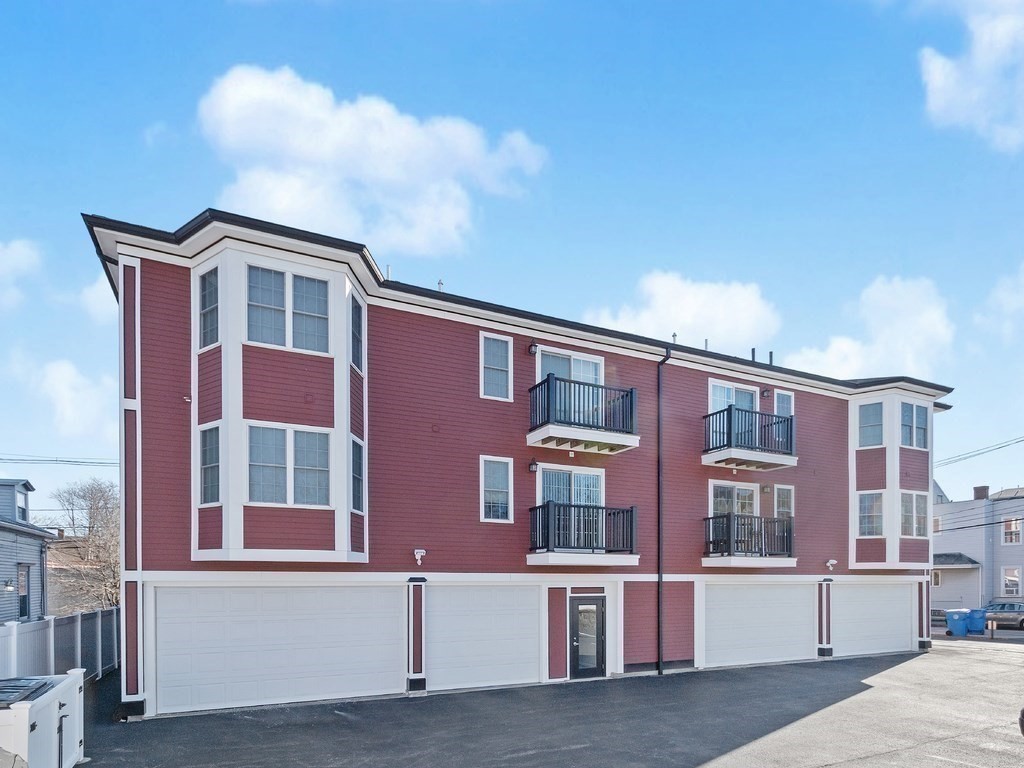 32 Common Street, Unit 2 Waltham, MA 02451 - Photo 33 of 37