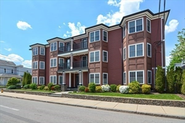 32 Common Street, Unit 2 Waltham, MA 02451 - Photo 36 of 37