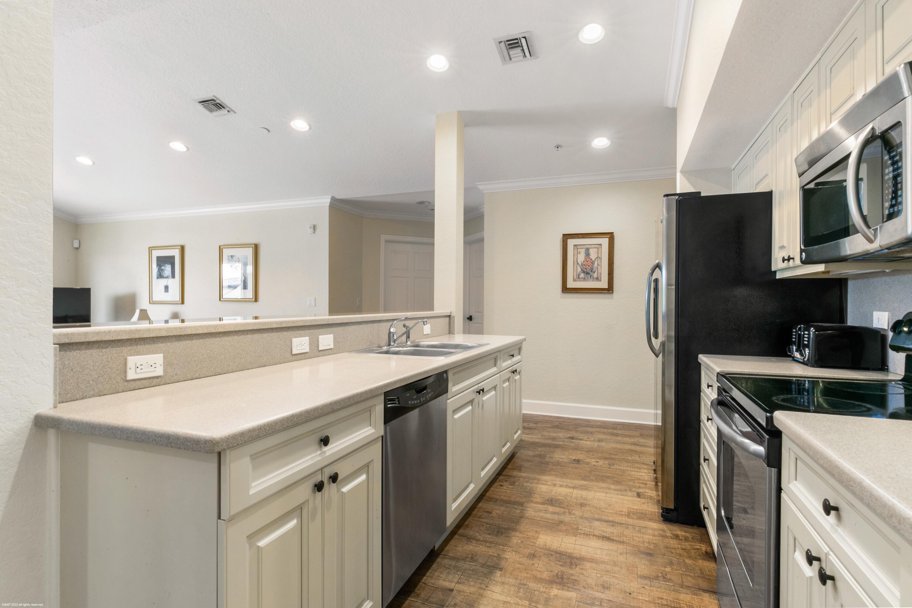 14412 Pierson Road Wellington, FL 33414 - Photo 72 of 125 Staff Quarters